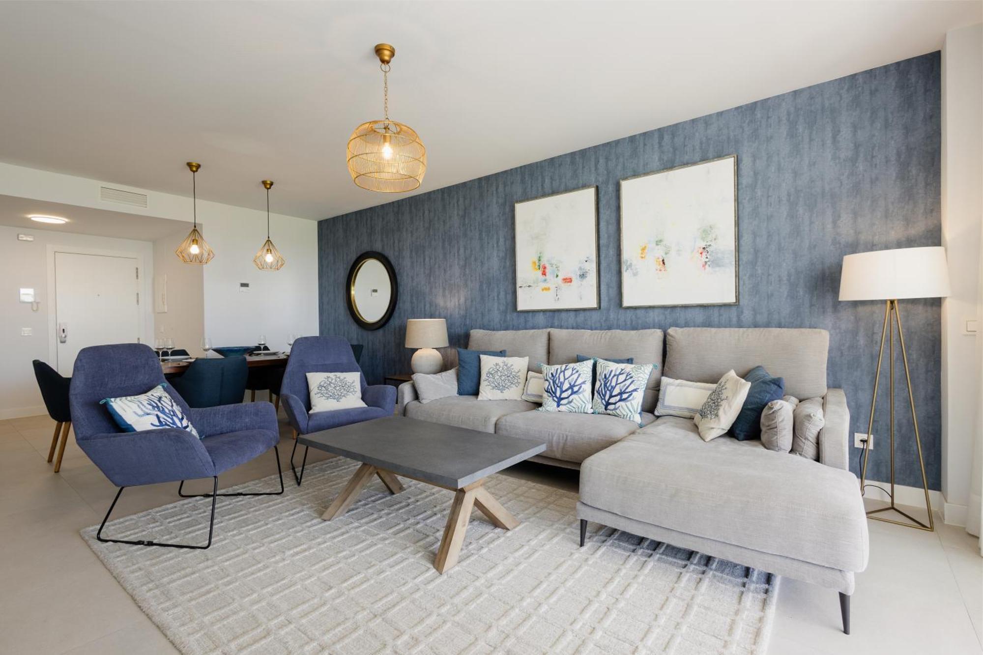 Luxurious 2 Bedroom Apartment Close To The Beach In Estepona Bagian luar foto